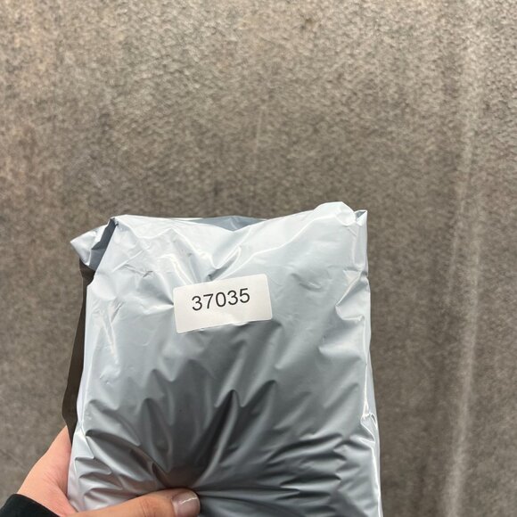 Hugo Boss Dress Shirt Mens Large Gray White Striped Long Sleeve Button Up - Picture 9 of 10